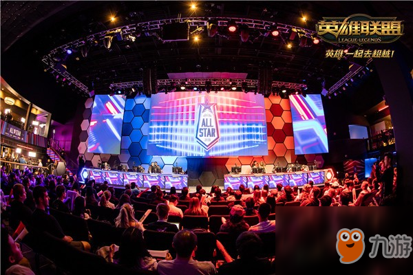 LPL春季赛今日赛程及首发名单：Uzi首发 XLB首发